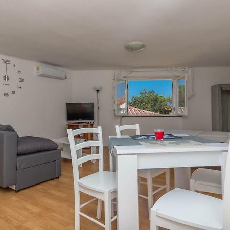 App Cor2 Appartement Selce Buitenkant foto