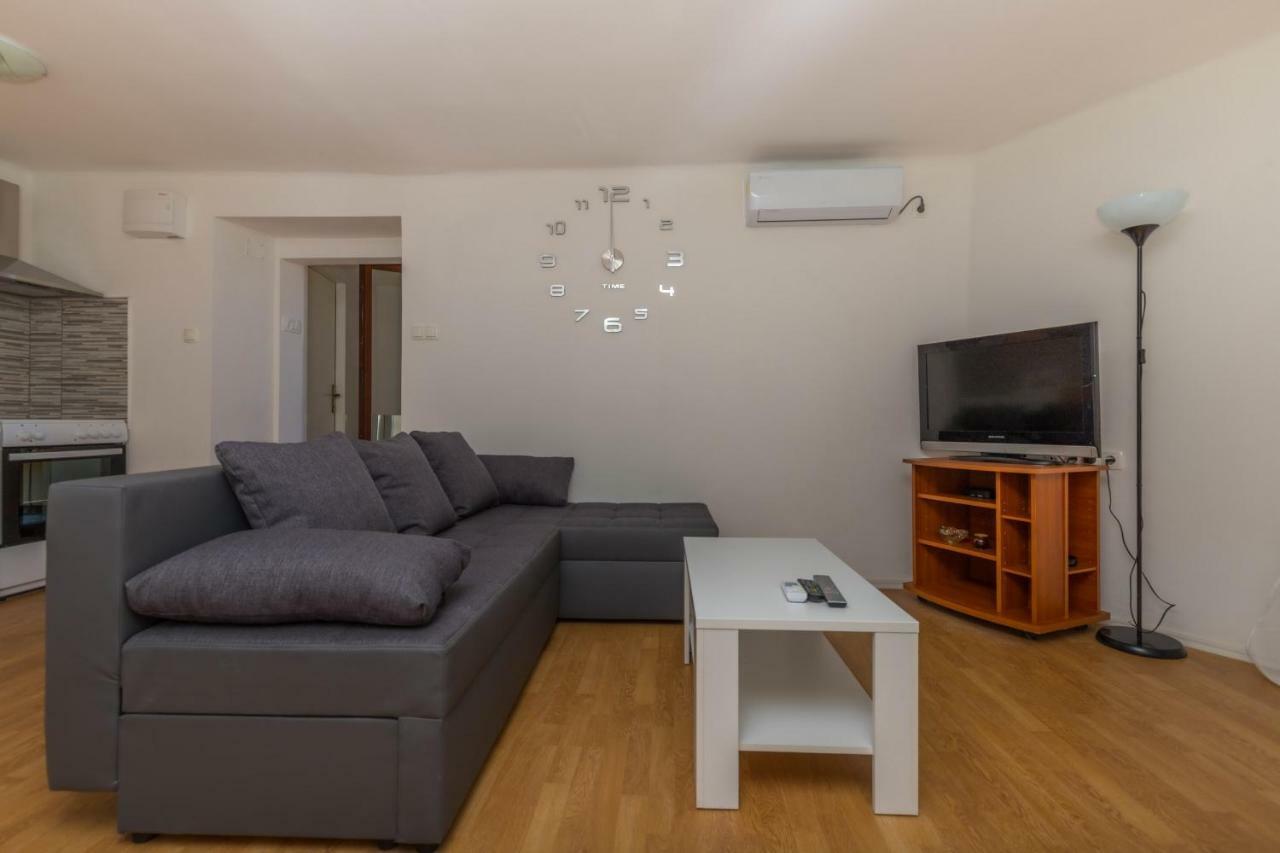App Cor2 Appartement Selce Buitenkant foto