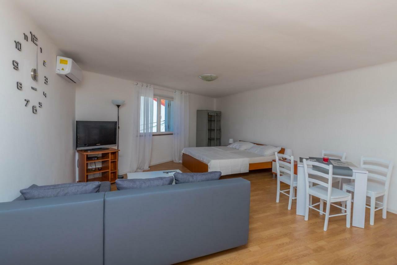 App Cor2 Appartement Selce Buitenkant foto
