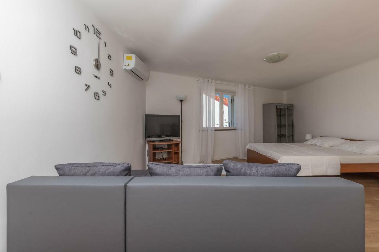 App Cor2 Appartement Selce Buitenkant foto